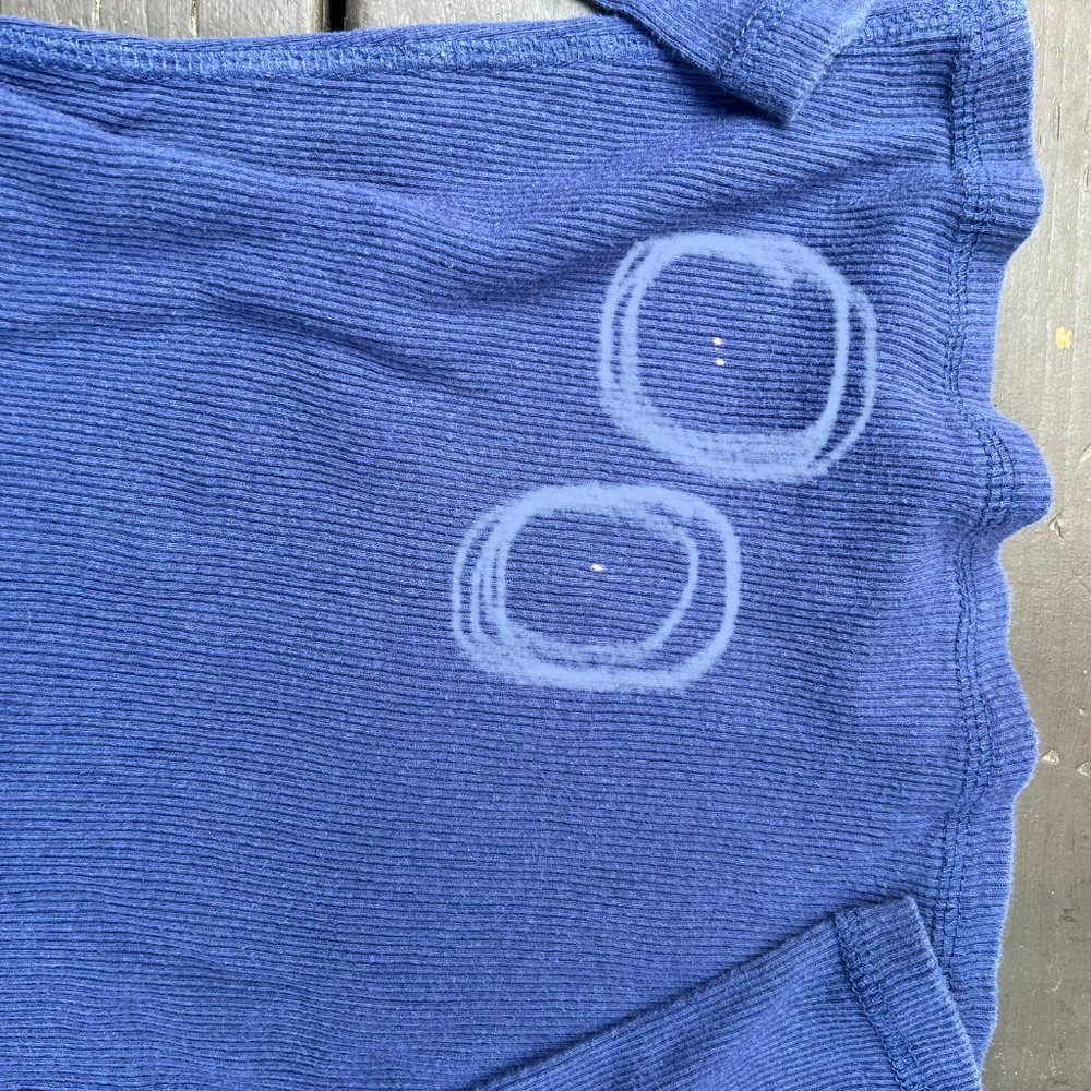 shirt - Picture 3 of 4
